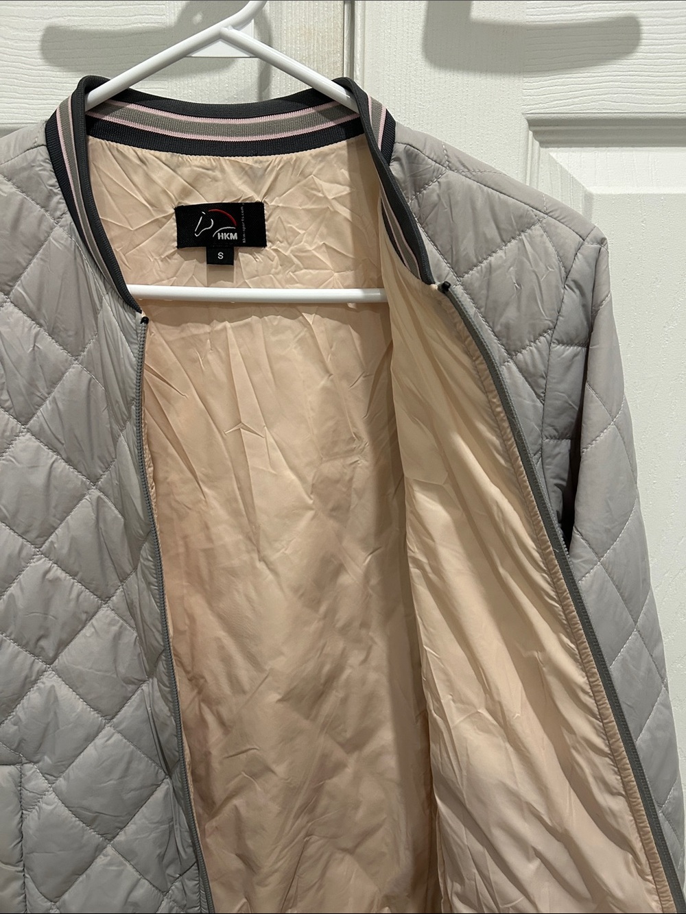 Quilted Bomber Jacket in Light Gray - HKM - Picture 4 of 5